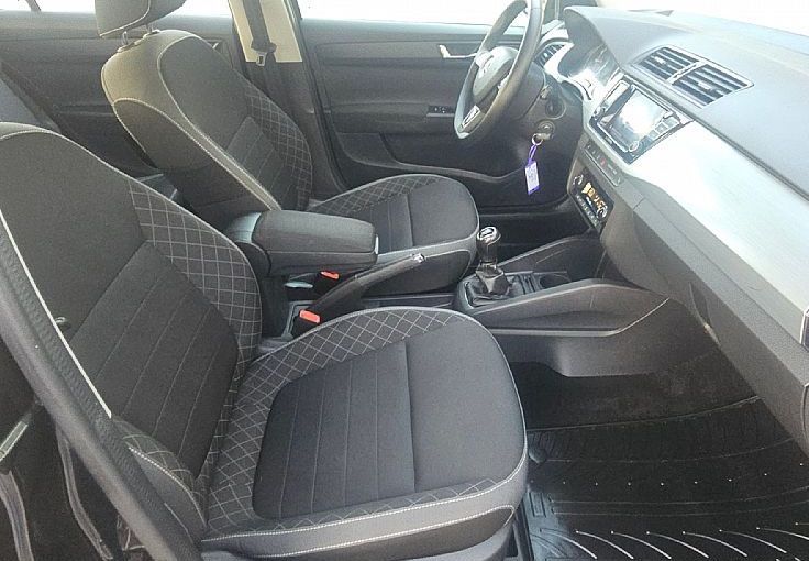 Zunanja slika - Škoda Fabia - 1.0 75ks °LED° °OGR.SEDEŽI° °2x PARK.SENZORJI° - 9