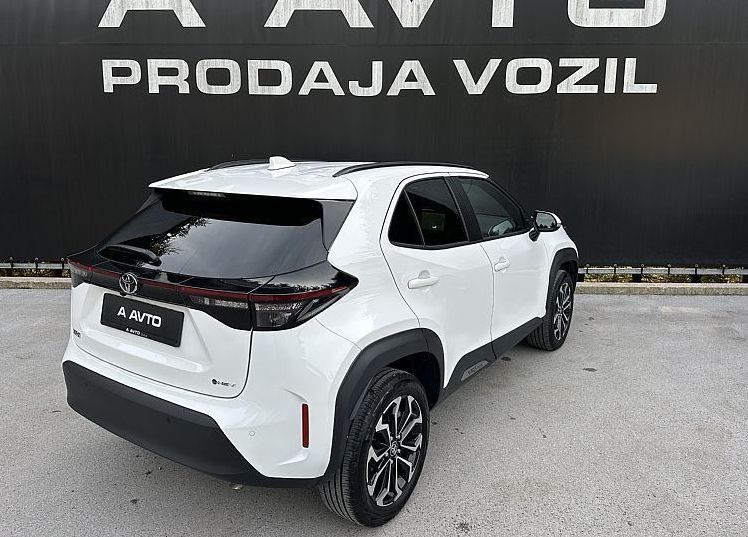 Zunanja slika - Toyota Yaris Cross - 1.5 VVT-i hibrid Sport-NAVI-KAMERA-LED-FULL ASSIS - 6