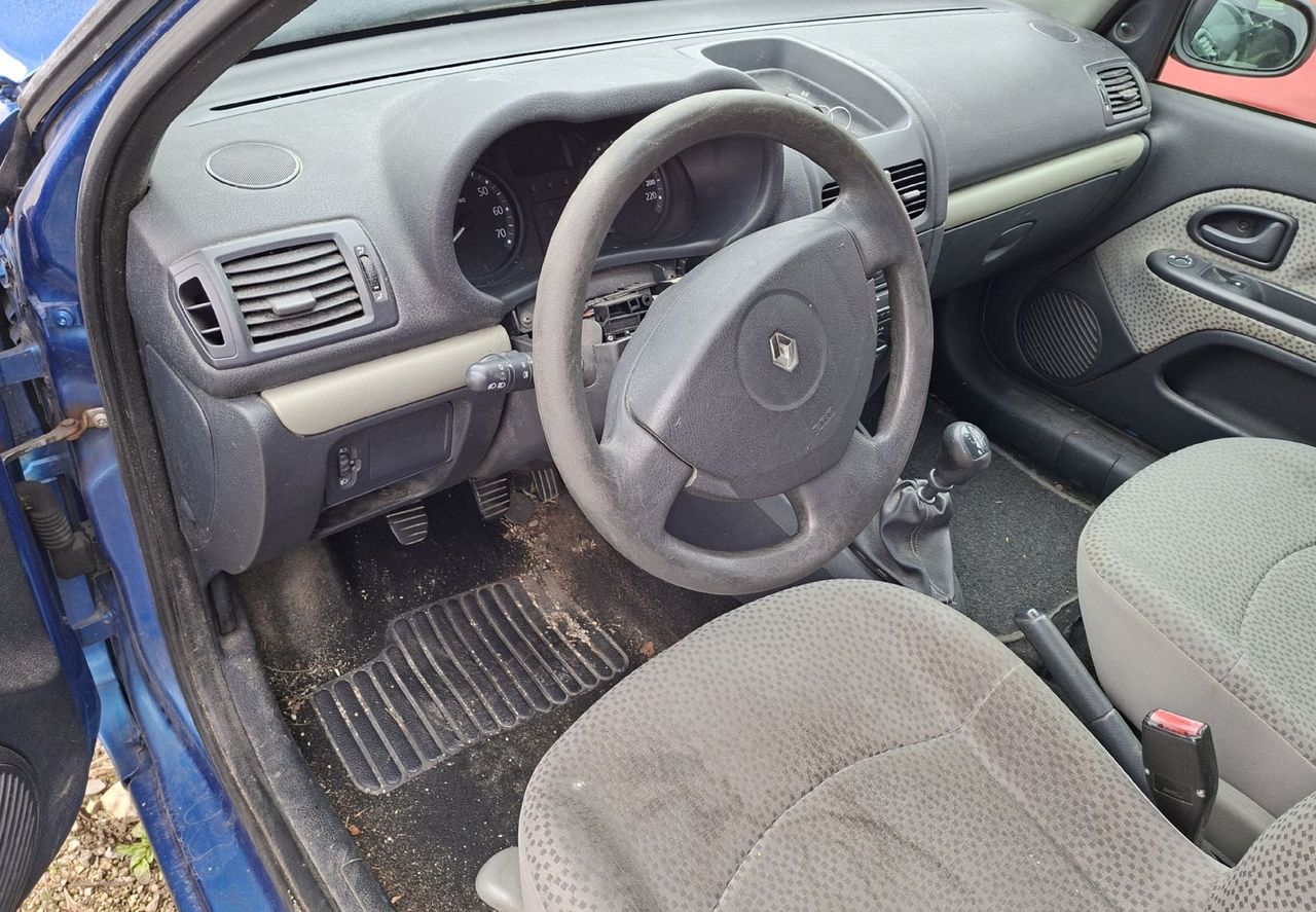 Zunanja slika - Renault Clio - EXTREME 1.2 16v 5V - 6