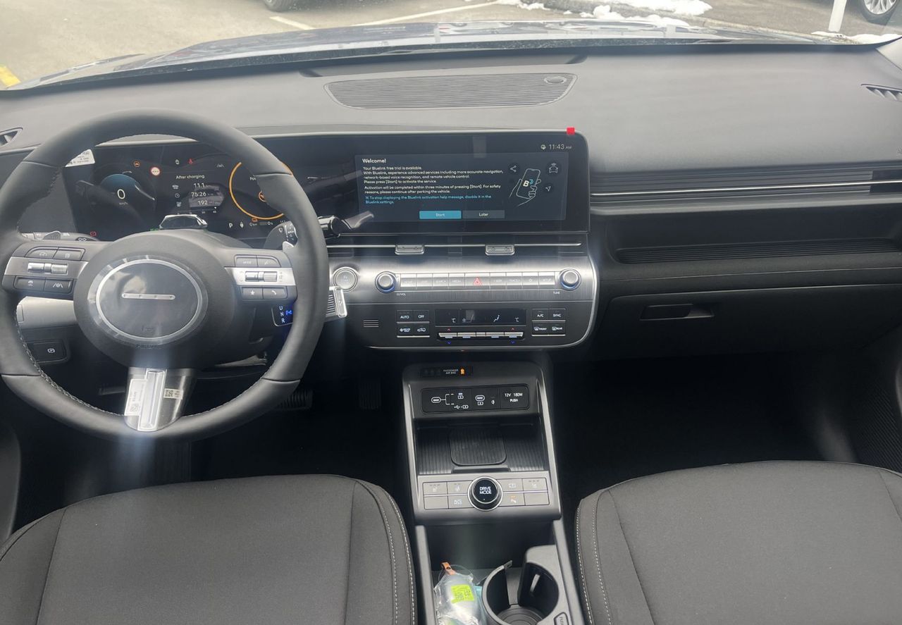 Zunanja slika - Hyundai Kona - Electric 48.6 kWh 99kW PREMIUM+ WINTER - 11