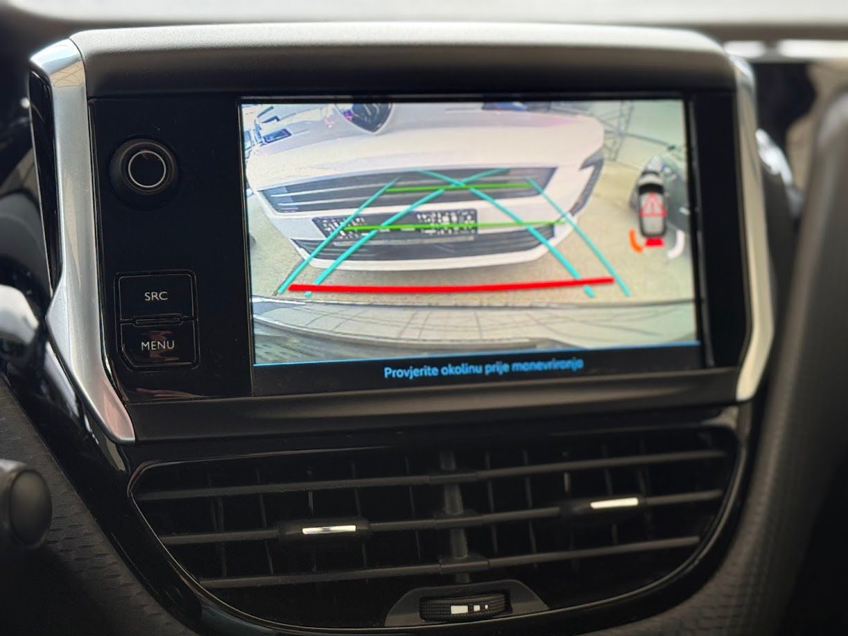 Zunanja slika - Peugeot 208 - 1,2 PureTech 110 S&S Allure - 11