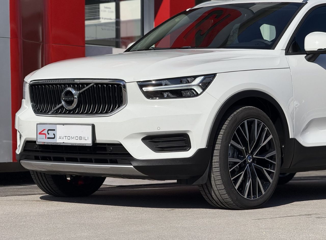 Zunanja slika - Volvo XC40 - D3 A Momentum 1.LASTNIK - 10