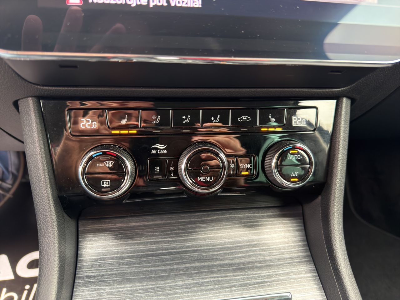 Zunanja slika - Škoda Superb - Combi 4x4 2,0 TDI DSG - 9