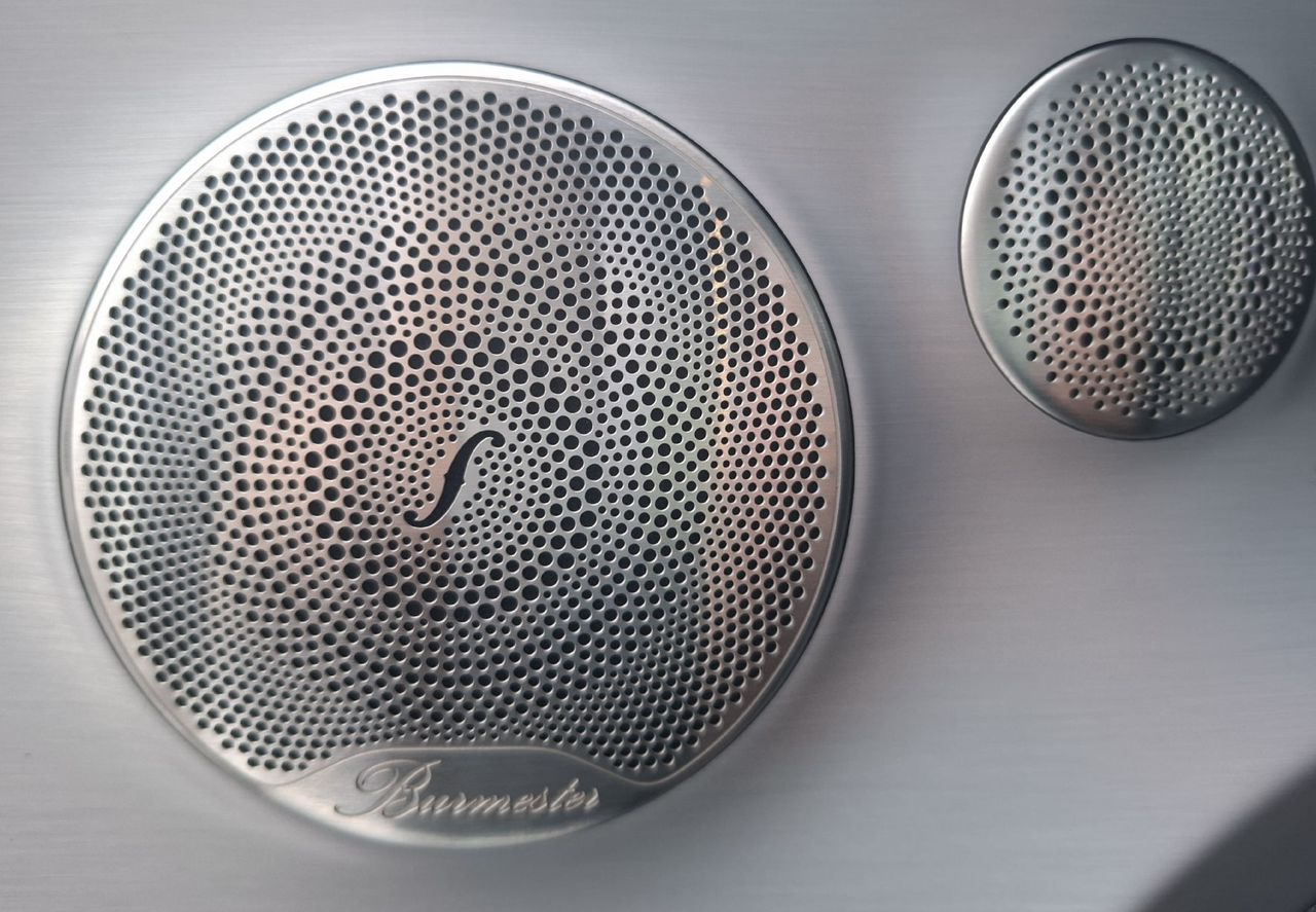 Zunanja slika - Mercedes-Benz E-Razred - E200 AMG LINE AVTOMATIK-BURMESTER HI-FI-KOT NOV - 14