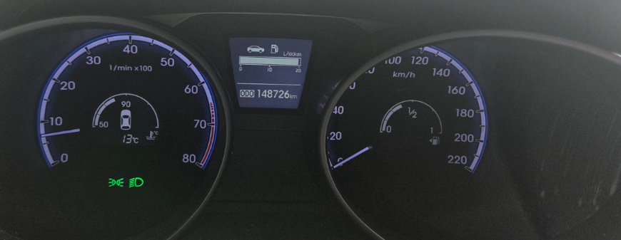 Zunanja slika - Hyundai ix35 - 4WD 2,0 Comfort - 2