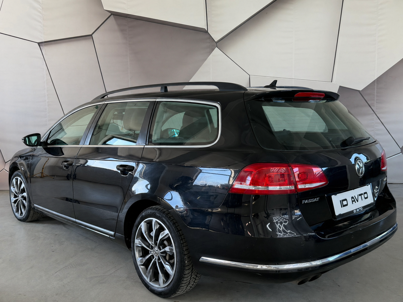 Zunanja slika - VW Passat - Variant 2,0 TDI BMT Highline - 2