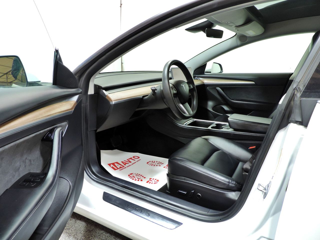 Zunanja slika - Tesla Model 3 - LONG RANGE DUAL MOTOR AWD - 9