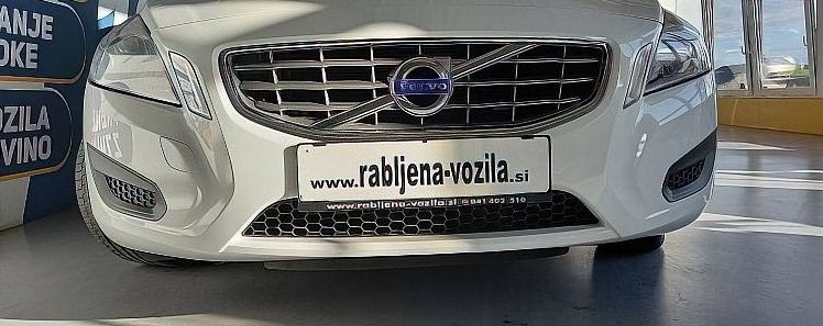 Zunanja slika - Volvo S60 - D3 Momentum MODIFICIRAN 198220 KM 180...JERMEN - 2