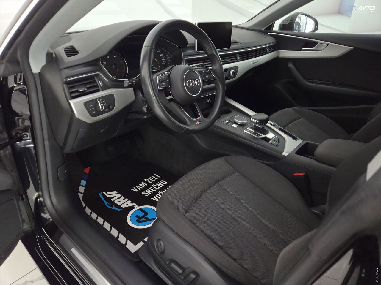 Notranja slika - Audi A5 - Coupé quattro 50 TDI Sport Tiptronic - 10