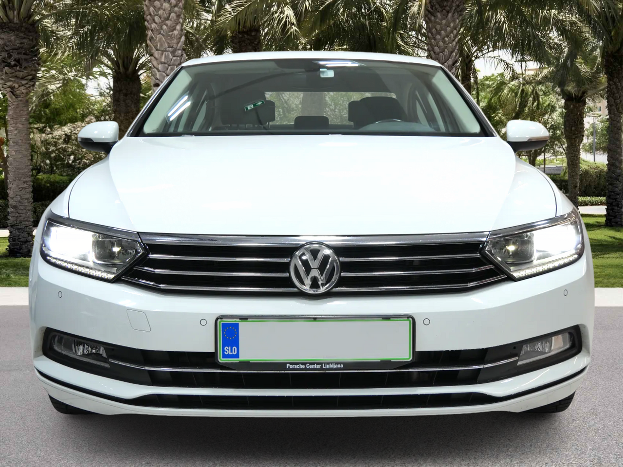 Zunanja slika - VW Passat - Volkswagen  2.0 TDI Comfortline SLOVENSKI CARPLAY LED - 2