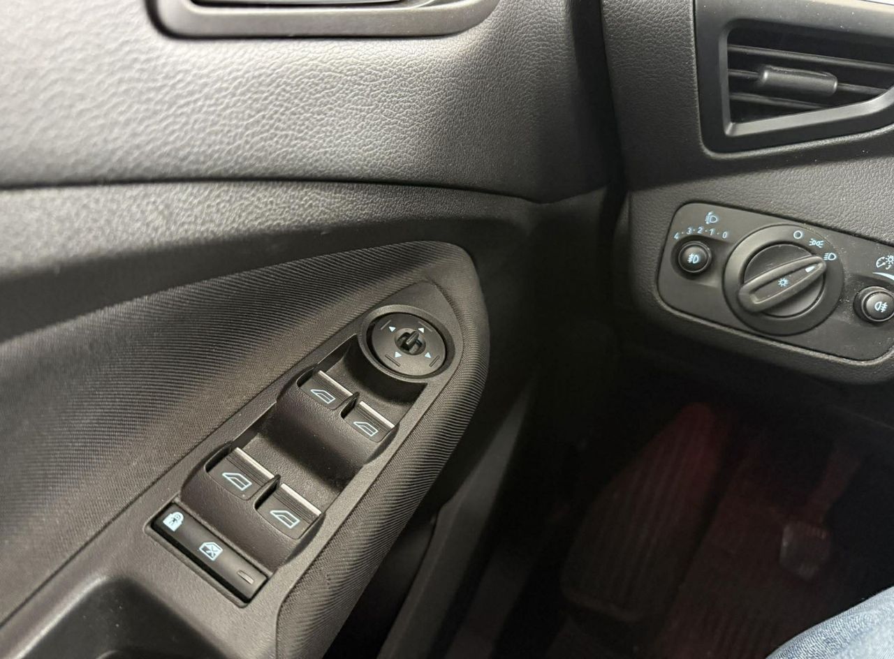 Zunanja slika - Ford C-MAX - 1.5 TDCi 88 kW Trend - 8