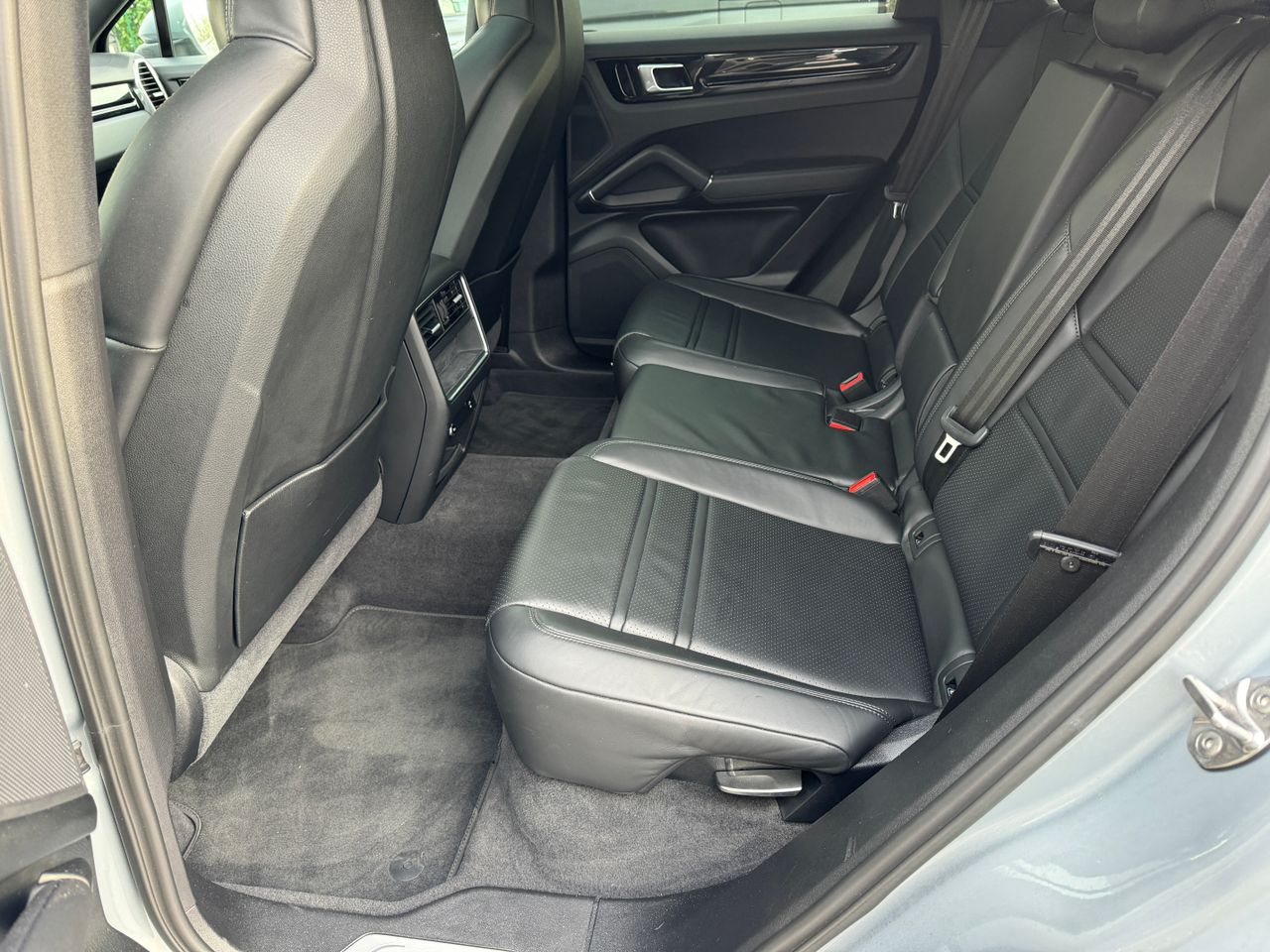 Notranja slika - Porsche Cayenne - Porsche - 7