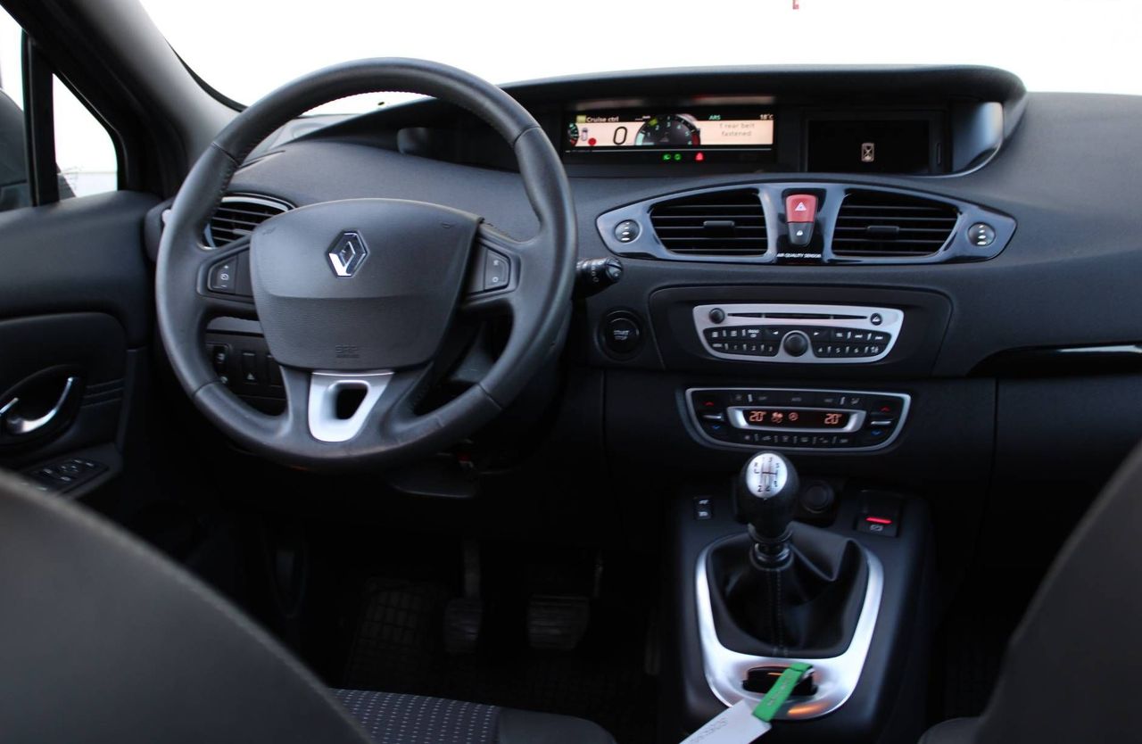 Zunanja slika - Renault Scénic - Grand Scenic Dynamique dCi 130 - 7