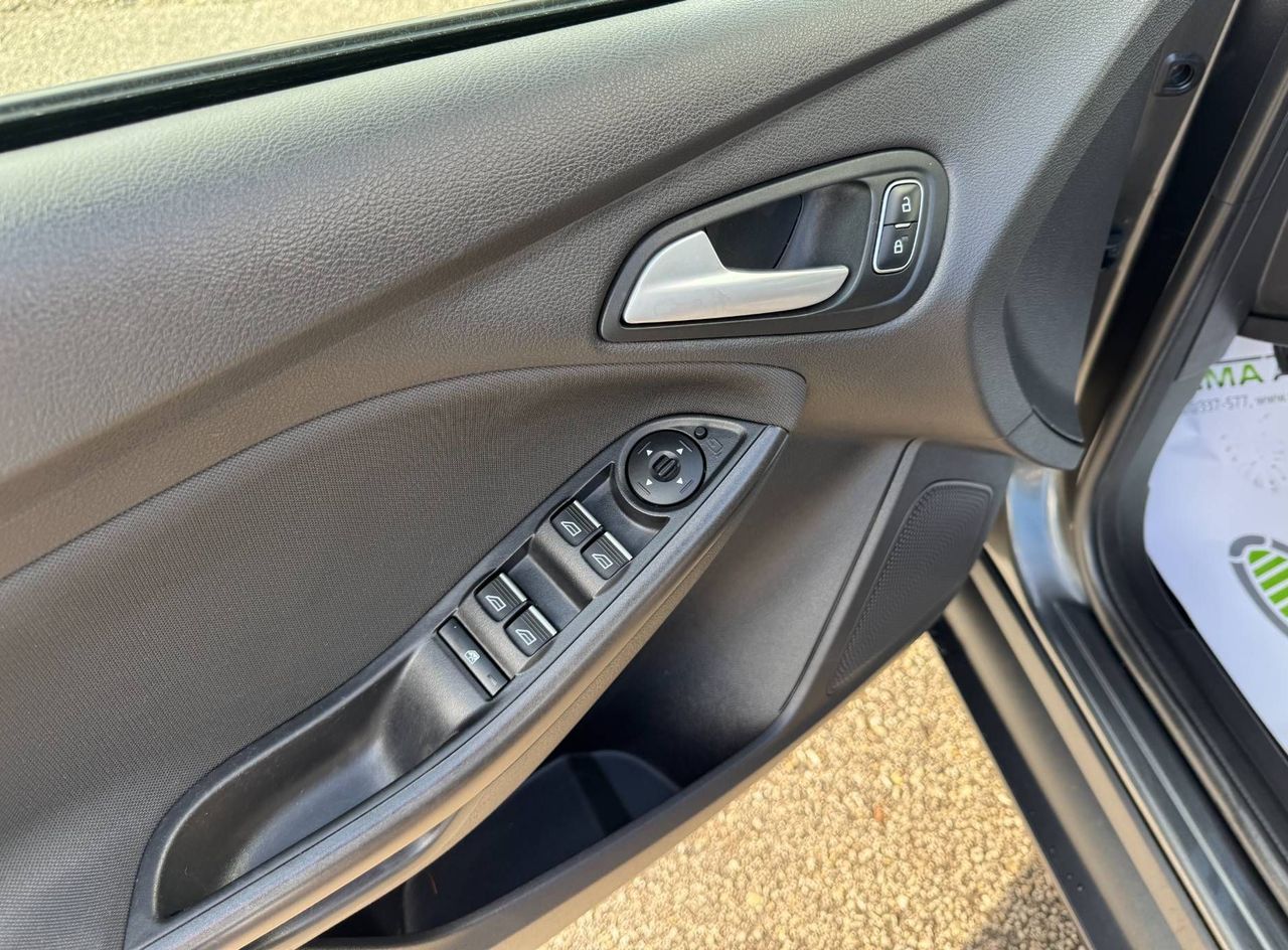 Zunanja slika - Ford Focus - TITANIUM°SLO°AVT.KLIMA°PARK.SEN.°ALU°BLUETOOTH°P.. - 16