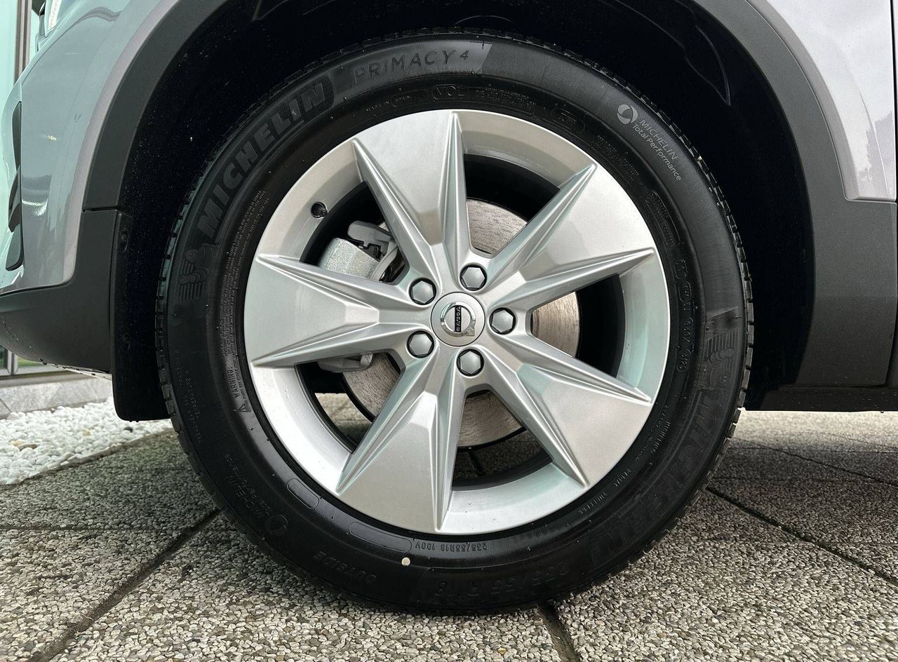 Zunanja slika - Volvo XC40 - B3 P Core AT DCT... - 9