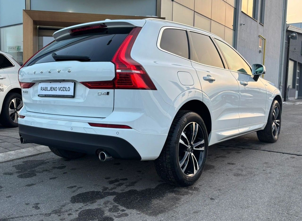 Zunanja slika - Volvo XC60 - D4 AWD AUT Momentum PILOT-KAMERA-MRTVI.KOT-KEYLESS - 4