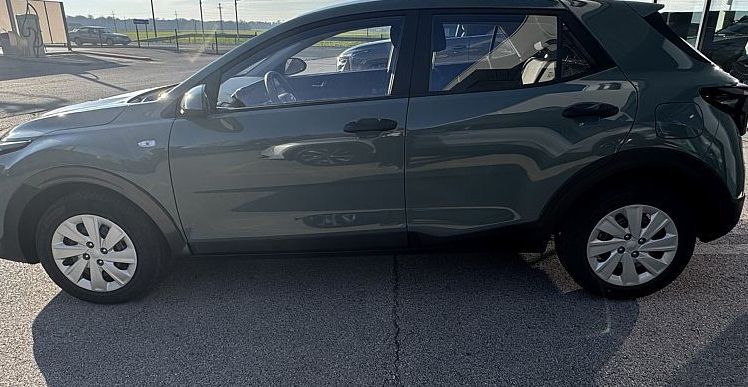 Zunanja slika - KIA Stonic - 1.0 T -LX SMART M T - 6