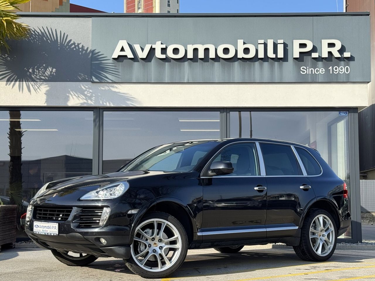 Zunanja slika - Porsche Cayenne - S 4.8 385KM TIPTRONIC ODLIČEN 2 KOMPLETA PLATIŠČ - 1