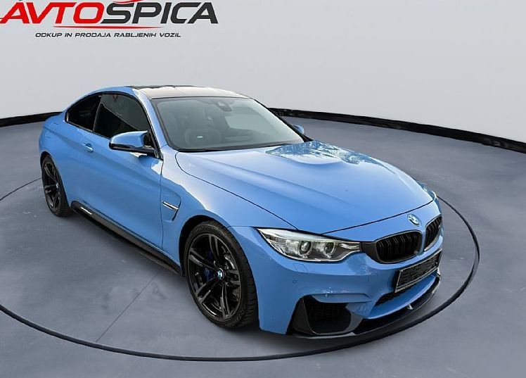 Zunanja slika - BMW M4 - Performance DKG -Akrapovic-Carbon-Slo- - 2
