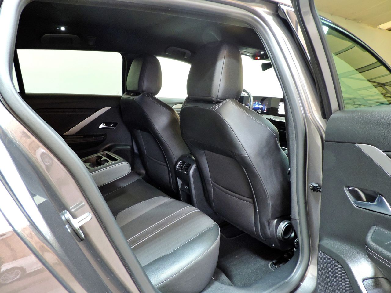 Zunanja slika - Opel Astra - 1.6 PHEV 180  GS Auto ST PRIKLJUČNI HYBRID - 23