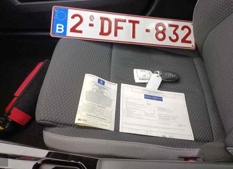 Zunanja slika - Opel Astra - 1.2 Turbo Edition.KAMERA.LED.2023.SAMO 51.000 KM - 10