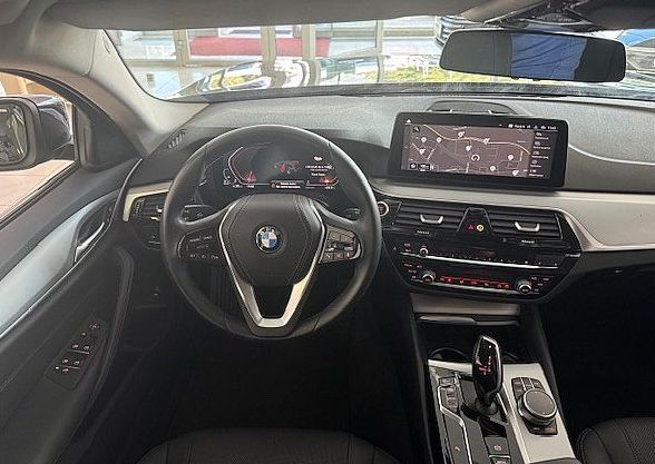 Zunanja slika - BMW Serija 5 - Touring: 520D BUSINESS AUT xDRIVE LED VIRTUAL KAMERA USN - 7