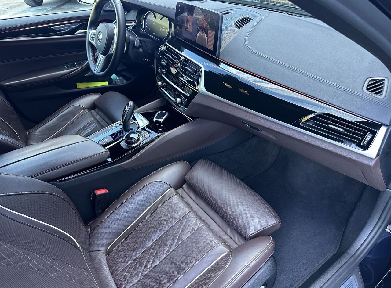 Zunanja slika - BMW Serija 5 - : M550i xDrive  AT -KAM360-BOWERS-20COL-ADAPTIVE.... - 10