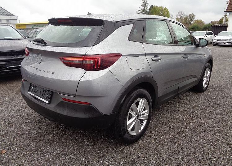 Zunanja slika - Opel Grandland - 1.2 TURBO 130hp - samo 58.000km - 3