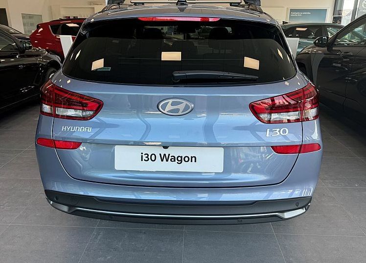 Zunanja slika - Hyundai i30 Wagon - 1.5 T-GDI FL II 140 MHEV PREMIUM SMART WINTER ECM - 8