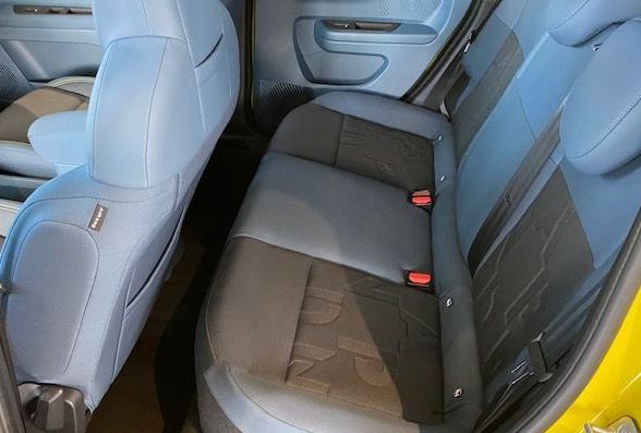 Zunanja slika - Fiat Grande Panda - 1.2 T-Gen3 110 AT6 Icon + Paket Style - 7