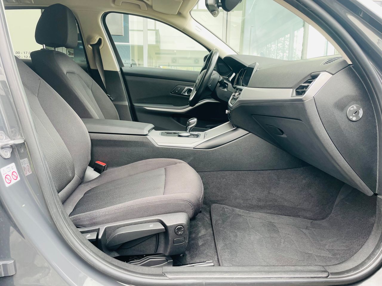 Zunanja slika - BMW Serija 1 - Serija 3 320d xDrive Advantage (AT) - 9