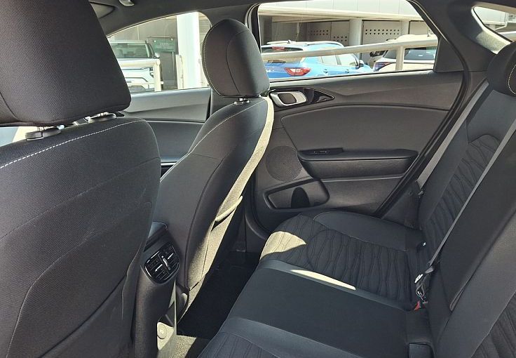 Zunanja slika - KIA ProCeed - 1.5 T-GDi 7DCT GT-Line Smart 1. LASTNIK SLOVENSKI - 9