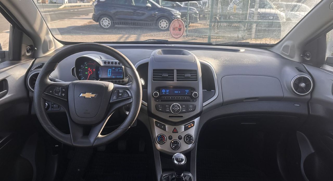 Zunanja slika - Chevrolet Aveo - 1.4 16V - 19