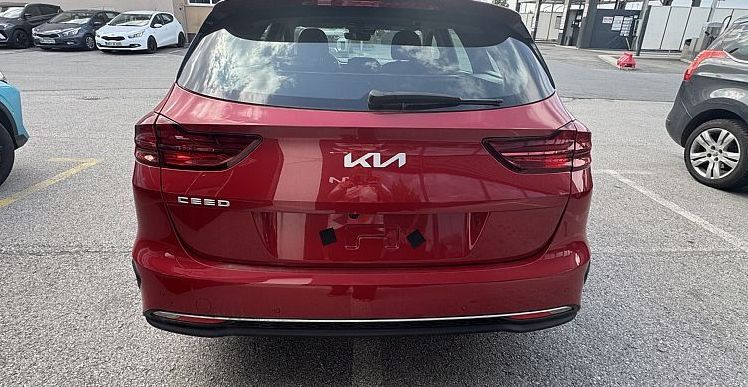 Zunanja slika - KIA Ceed - SW 1.5 T-GDi LX Champion+ ISGMT - 4