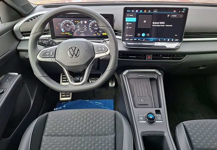 Zunanja slika - VW T-Roc - 1.5 eTSI R-line DSG 110  150 - 9