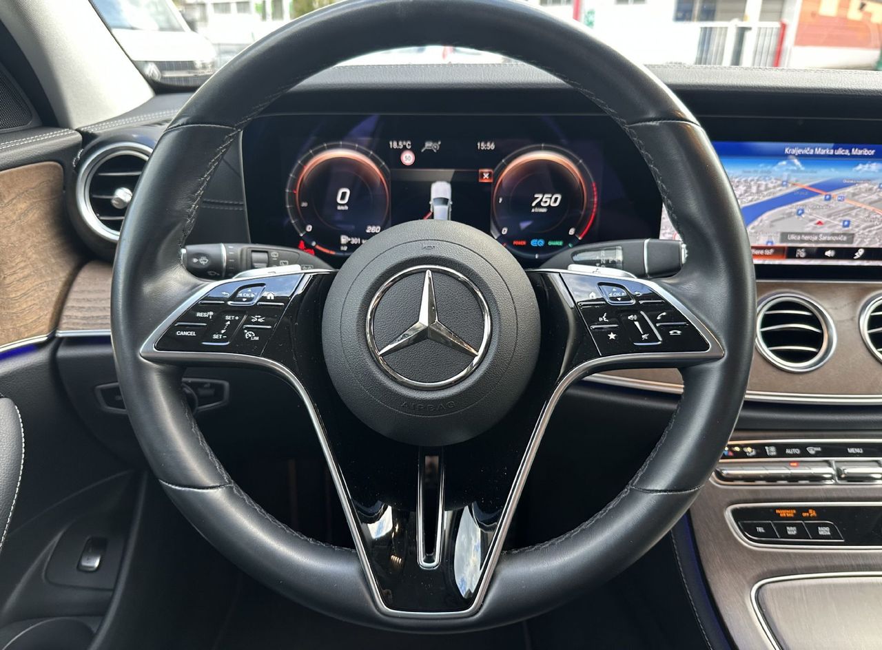 Zunanja slika - Mercedes-Benz E-Razred - E 220 d 4MATIC All-Terrain - 11