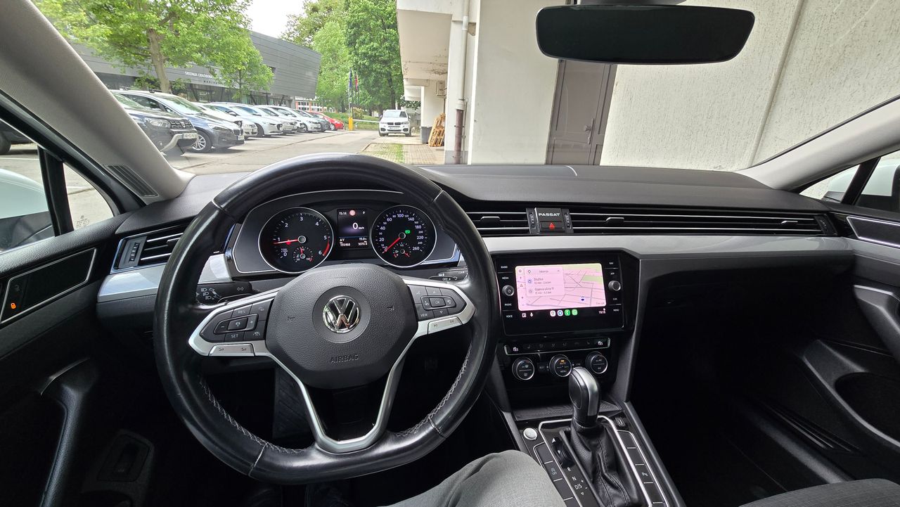 Notranja slika - VW Passat - Variant 2,0 TDI BMT SCR Business DSG - 6