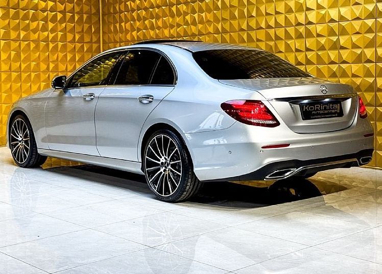 Zunanja slika - Mercedes-Benz E-Razred - E220d AMG LINE-ZRAČNO-SIBEDAH-HLAJENJE-KAMERA... - 7