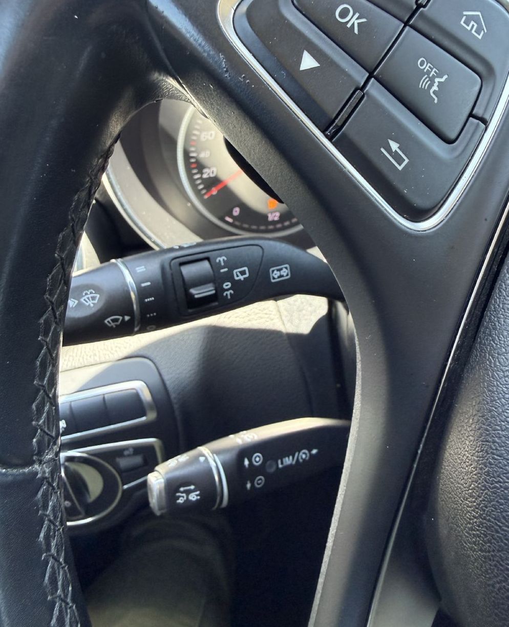 Zunanja slika - Mercedes-Benz C-Razred - C200d T PANO-FULLED-ACC-EL.PRT-NAVI-BT-360-AMBIENT - 14