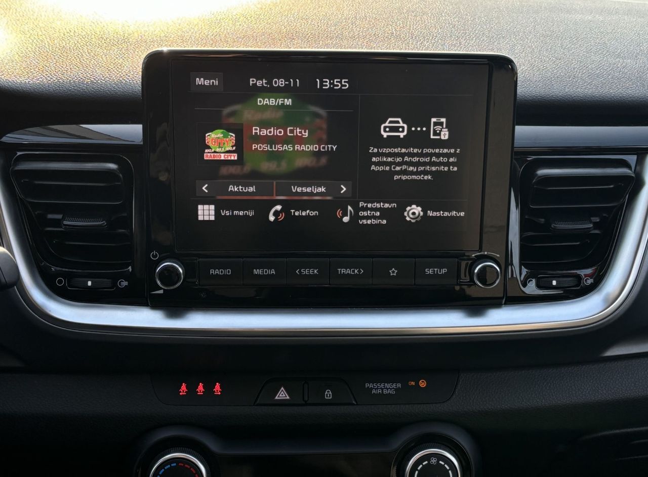 Zunanja slika - KIA Stonic - 1.2 DPI 57.9 kW  79 KM  LX Urban+ M T - 14