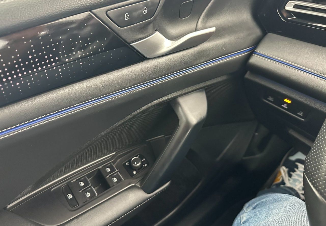 Zunanja slika - VW Tiguan - 2.0 TDI DSG R-Line 110kW.KAMERA.ACC.USNJE.LED - 11