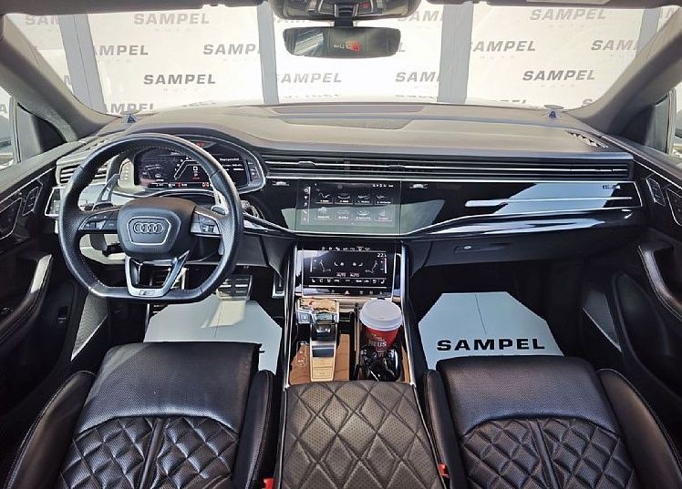 Zunanja slika - Audi Q8 - 55 TFSI quattro S-Line S look - MASAŽA - MATRIX - 8