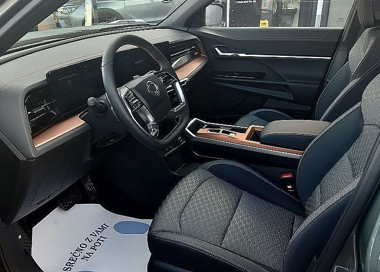 Zunanja slika - KG Mobility Torres - 152.2 kW EVX Explore 2WD ZALOGA - 7