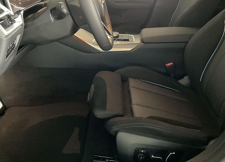 Zunanja slika - BMW i4 - eDrive40 NA ZALOGI - 10