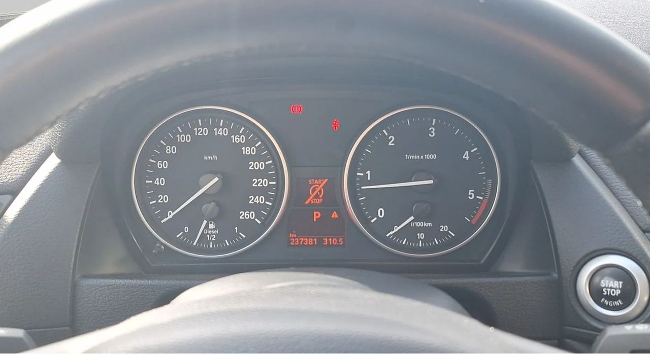 Zunanja slika - BMW X1 - serija :  xDrive18d xLine AUT. 1.lastnik SLO - 11