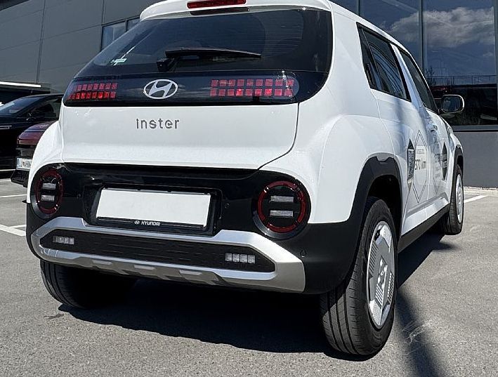 Zunanja slika - Hyundai Inster - 71 kW 42 kWh TREND - SUBVENCIJA  7.200 EUR - 6
