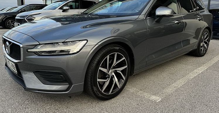 Zunanja slika - Volvo V60 - T5 2.0 Momentum FWD - ZELO DOBRO OHRANJEN - 3