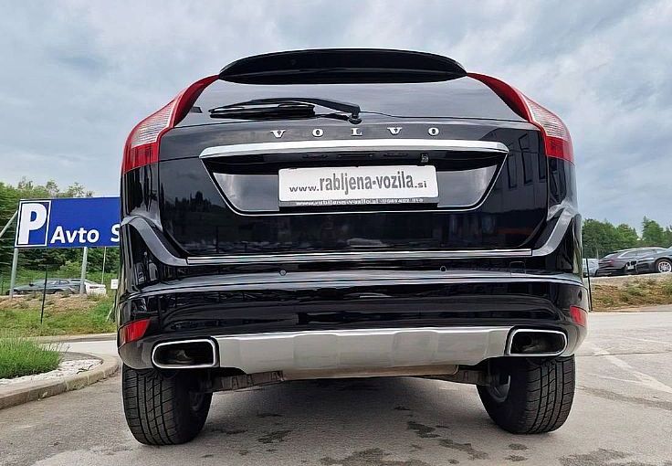 Zunanja slika - Volvo XC60 - D4 AWD R-Design Summum LEPO OHRANJEN... - 6