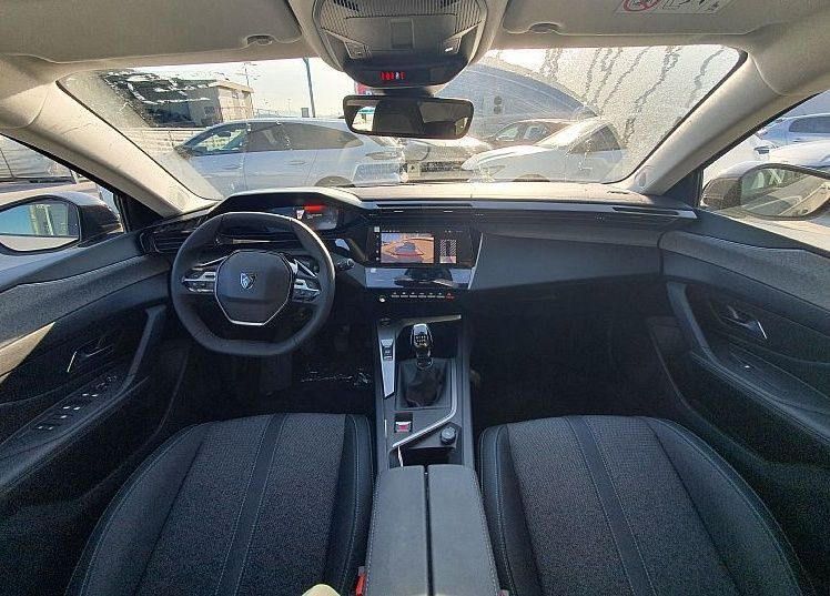 Zunanja slika - Peugeot 308 - Allure Hibrid 145 €6.4 - 6