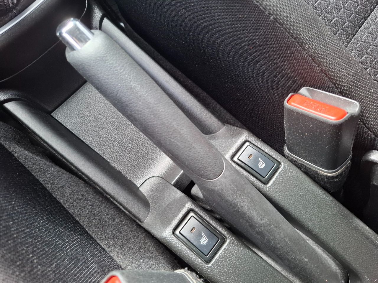 Zunanja slika - Suzuki Swift - 1.2 4WD - SLOVENSKI + 1. LASTNIK + POTRJENA KNJIGA - 24